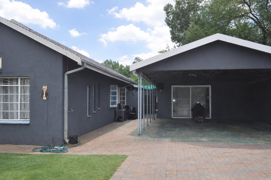  Bedroom Property for Sale in Sasolburg Ext 11 Free State